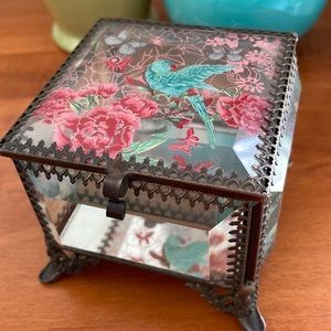 Nicole Miller glass trinket box